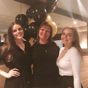 Meet your Posher, Christine